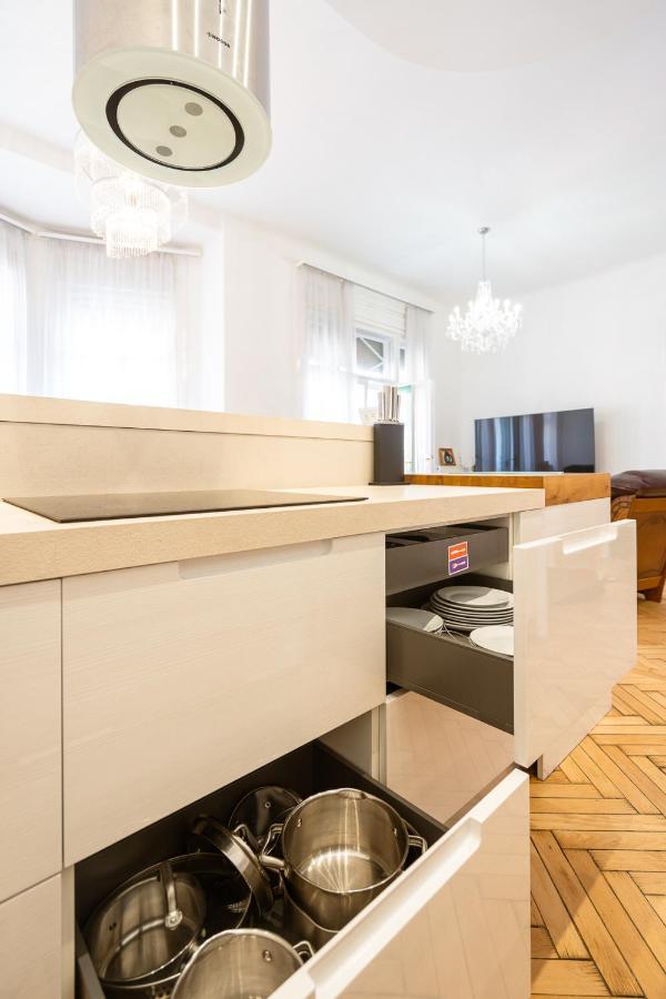 Garys Bright And Spacious Two Bedroom Flat Near Danube Budapeszt Zewnętrze zdjęcie